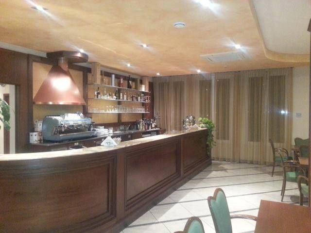 מונטקיו אמיליה Hotel Conteverde מראה חיצוני תמונה
