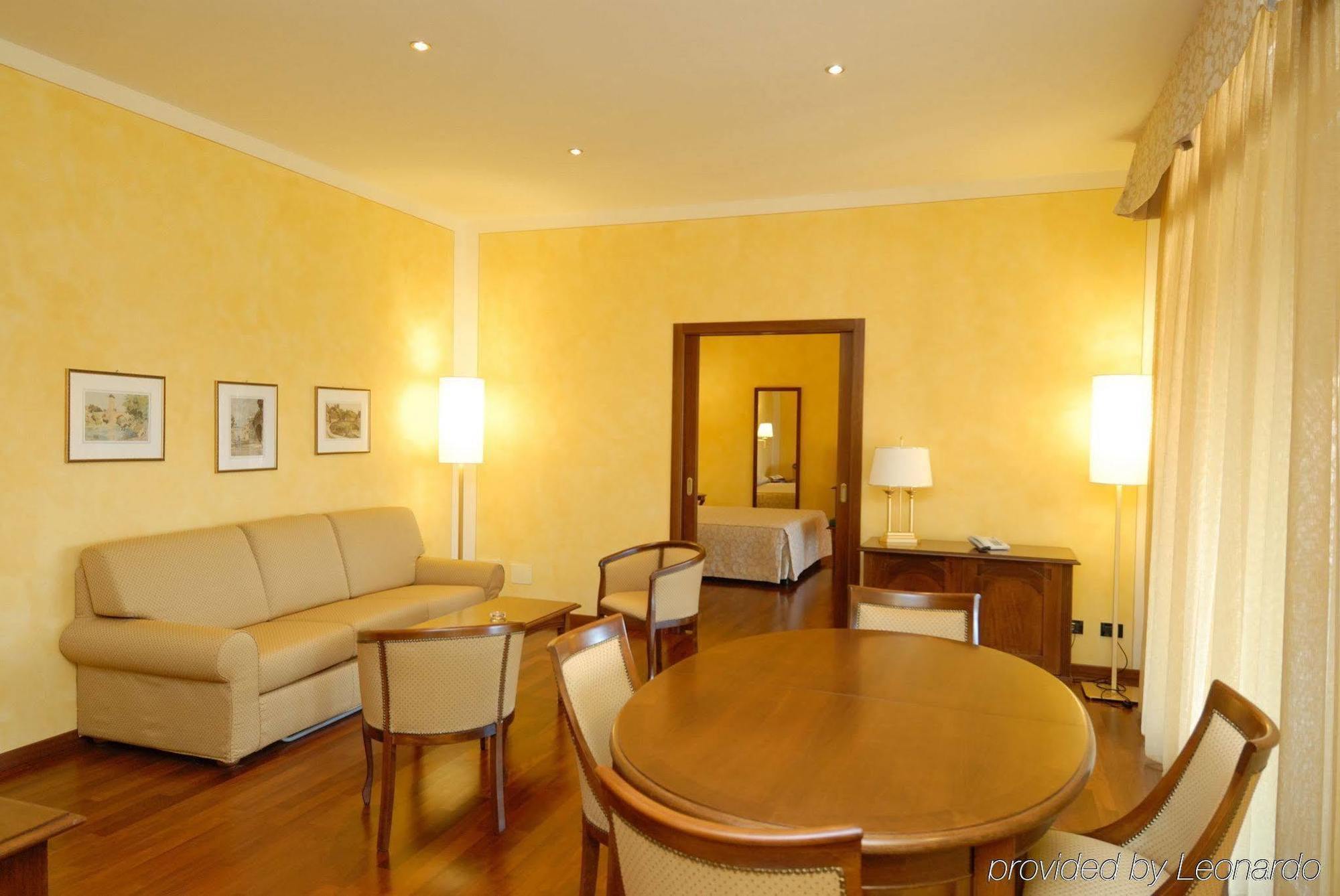 מונטקיו אמיליה Hotel Conteverde מראה חיצוני תמונה